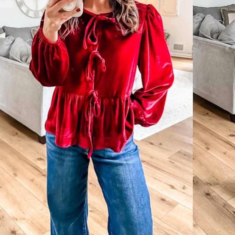Elegant Red Women's Top⭐️